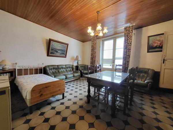 Maison à LES VANS, 07140 - 8 pièces 150m²