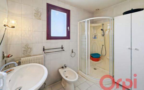 Maison à vendre    3 pièces • 102,47 m2 Bourges