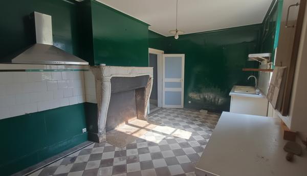 Maison de maitre à Cluis 8 pièce(s) 294 m2