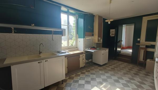 Maison de maitre à Cluis 8 pièce(s) 294 m2