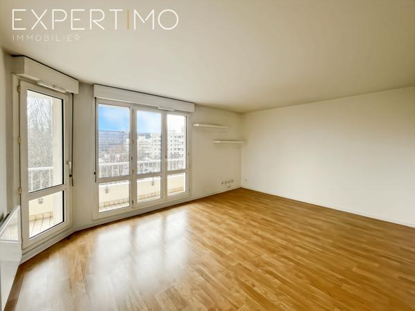 Issy-les-Moulineaux (92130) T2 52 m² avec balcon - Ile saint Germain