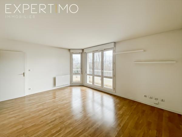 Issy-les-Moulineaux (92130) T2 52 m² avec balcon - Ile saint Germain