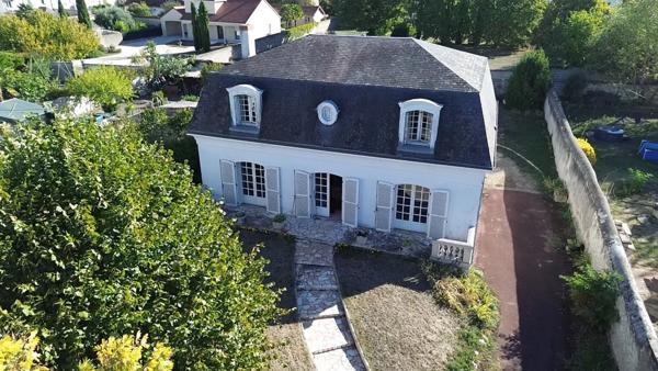 CHÂTELLERAULT – Maison familiale 152 m² – 5 chambres – Vie de plain-pied – Terrain 1 000 m²