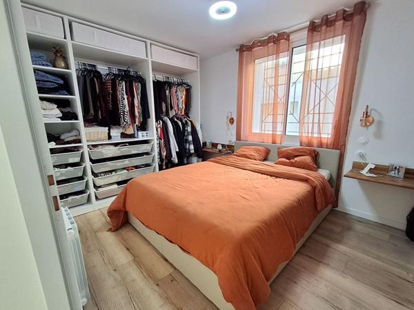 11210 PORT LA NOUVELLE Appartement rénové avec cour