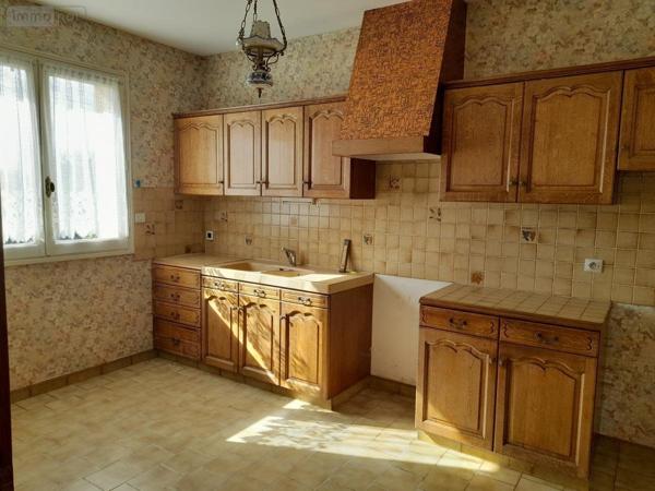 Maison à vendre à Meslay-du-Maine en Mayenne (53170), ref : 53018-1797