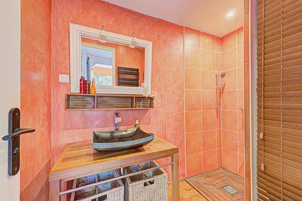 Maison Saint Germain En Laye 5 pièce(s) 87.08m2 690 000 € **  - Référence  18926