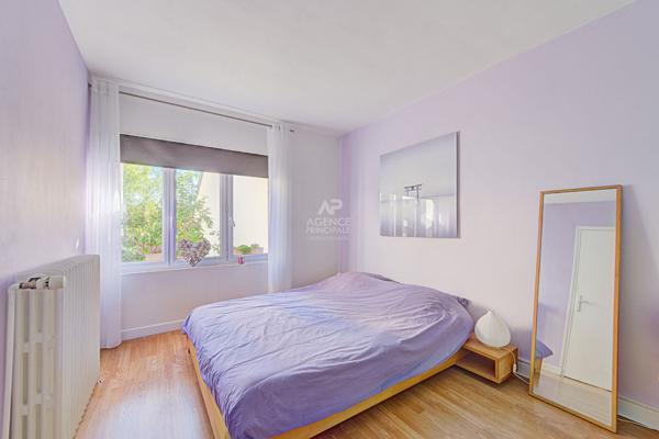 Maison Saint Germain En Laye 5 pièce(s) 87.08m2 690 000 € **  - Référence  18926