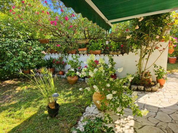 Maison de ville à fort potentiel