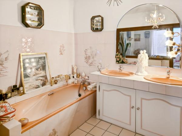 Maison de ville à fort potentiel