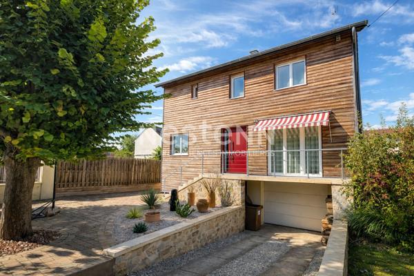 Maison / SEJOUR CUISINE 54m2 / 4 chambres / 1 SDB / 1 SDE / Combles amenagés