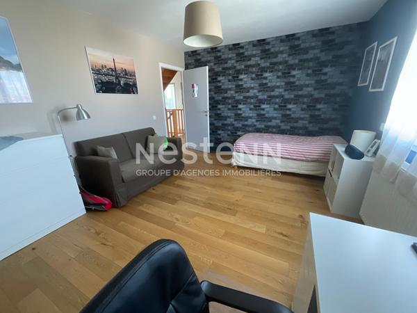 Maison / SEJOUR CUISINE 54m2 / 4 chambres / 1 SDB / 1 SDE / Combles amenagés