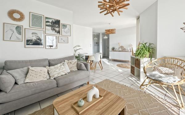 Appartement à vendre    3 pièces • 65,51 m2 Bourg-lès-Valence