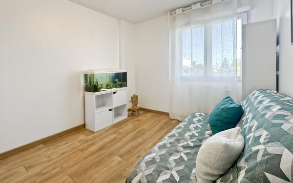 Appartement à vendre    3 pièces • 65,51 m2 Bourg-lès-Valence