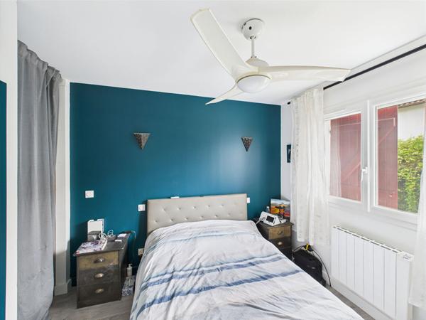 Urt - Vente Maison - rénovée - Commerces à pied