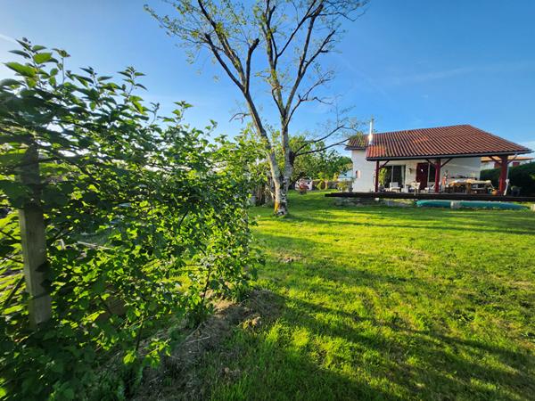 Urt - Vente Maison - rénovée - Commerces à pied