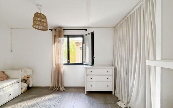 Maison à vendre    6 pièces • 153,68 m2 Septèmes-les-Vallons