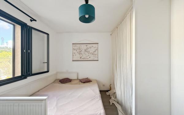 Maison à vendre    6 pièces • 153,68 m2 Septèmes-les-Vallons