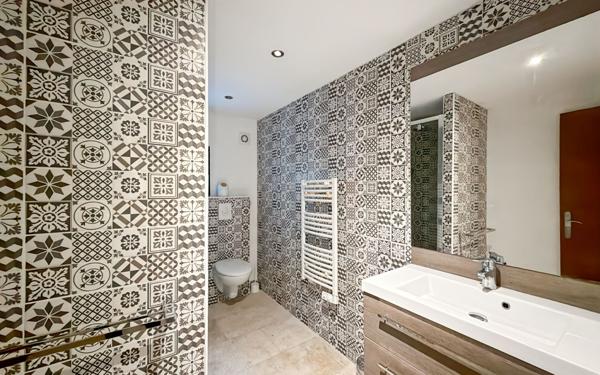 Maison à vendre    6 pièces • 153,68 m2 Septèmes-les-Vallons