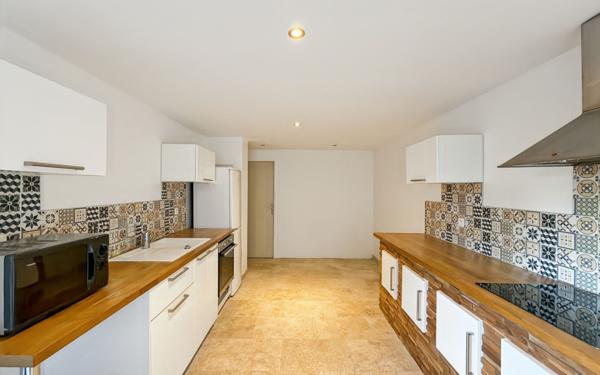 Maison à vendre    6 pièces • 153,68 m2 Septèmes-les-Vallons