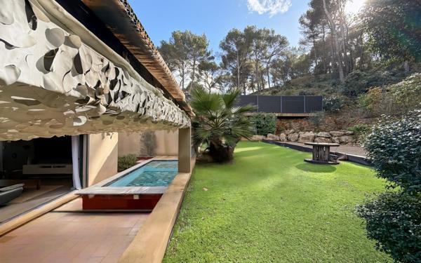 Maison à vendre    6 pièces • 153,68 m2 Septèmes-les-Vallons