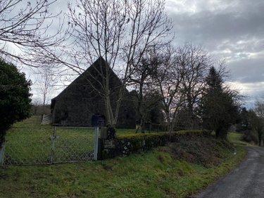 Bâtiment agricole à vendre à Drugeac dans le Cantal (15140), ref : 15060/931