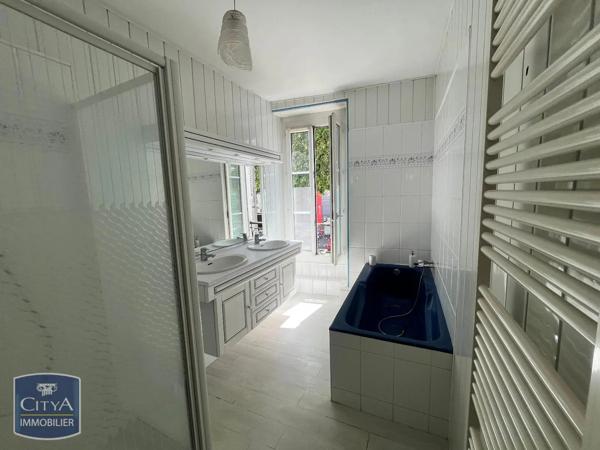 Maison à louer 6 pièces 137.43m² Le Mans (72000)