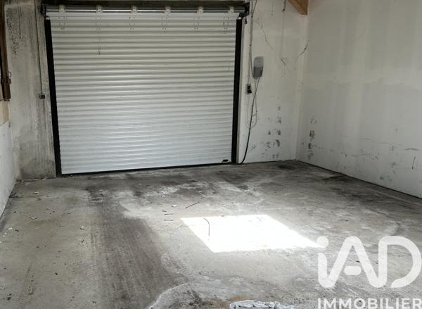 Maison à vendre 8 pièces 275 m² Confolens