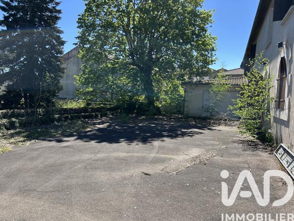 Maison à vendre 8 pièces 275 m² Confolens