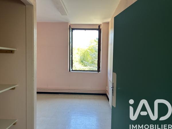Maison à vendre 8 pièces 275 m² Confolens