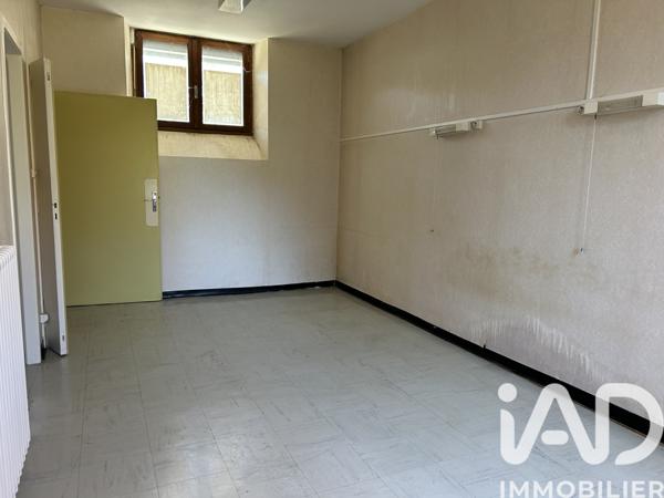 Maison à vendre 8 pièces 275 m² Confolens