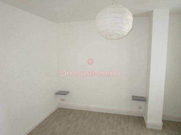 Appartement à louer 2 pièces de 74 m²