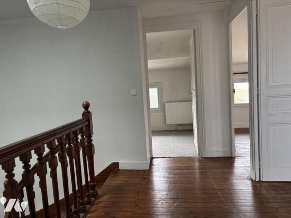 NANTES – SAINT-FÉLIX Hôtel particulier de 145,22 m² habitables sur terrain de 167 m². garage