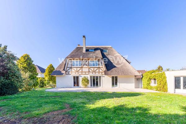 Maison à vendre 9 pièces de 210 m² à Conflans-Sainte-Honorine