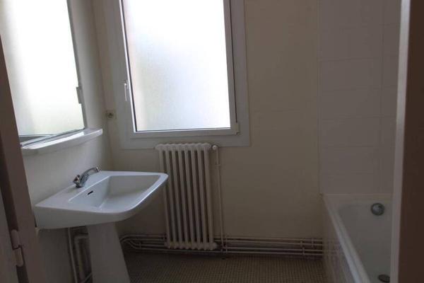 Appartement 3 pièces                                        - 44000 Nantes Réf : 9136