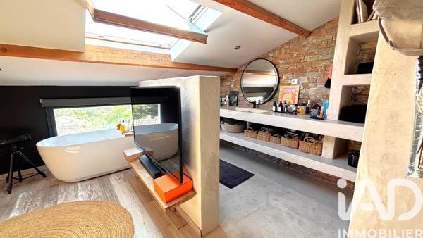 Maison à vendre 7 pièces 205 m² Roquebrune-sur-Argens