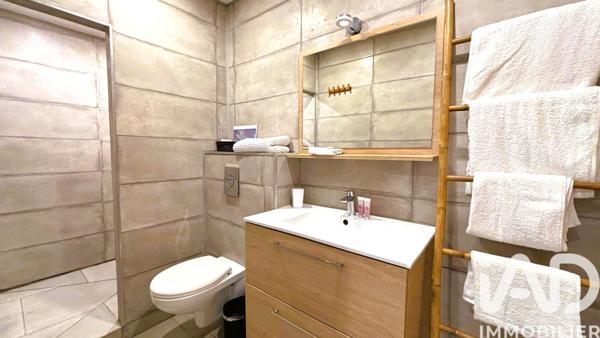 Maison à vendre 7 pièces 205 m² Roquebrune-sur-Argens