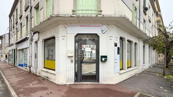 Local Commercial à vendre