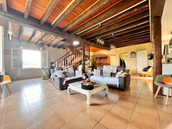 Maison à vendre 6 pièces de 304 m²