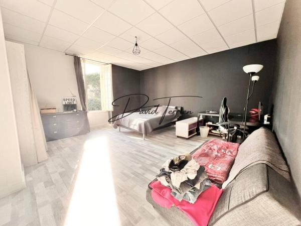 Maison à vendre 6 pièces de 304 m²