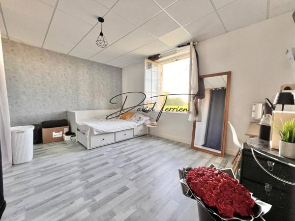 Maison à vendre 6 pièces de 304 m²