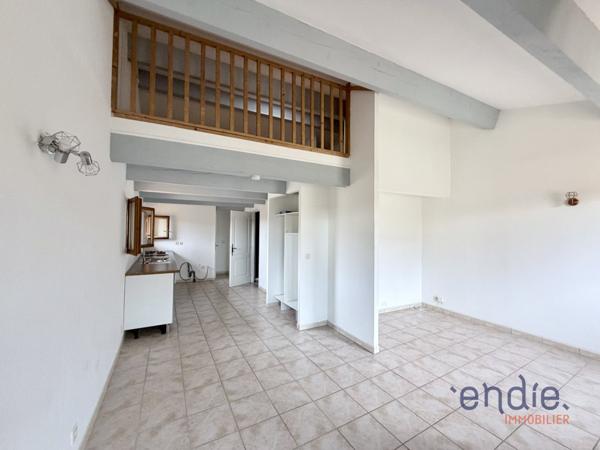 LORGUES T3 EN DUPLEX AVEC LOGGIA