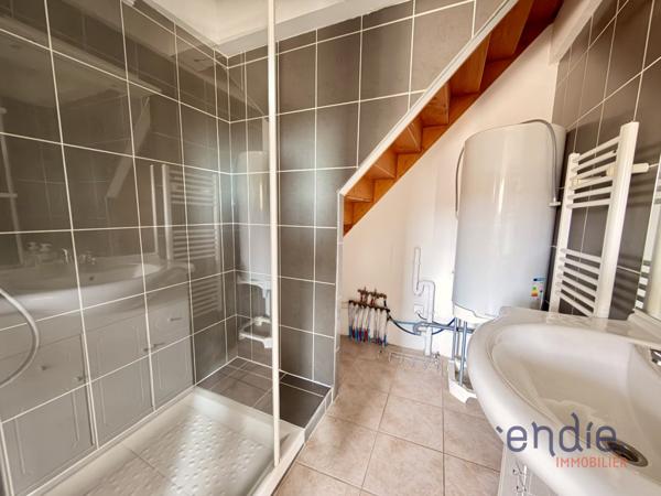 LORGUES T3 EN DUPLEX AVEC LOGGIA