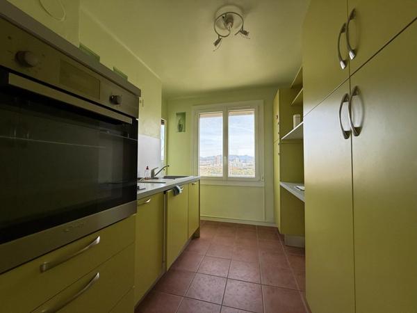 Location Appartement 3 pièces 62 m2 à Marseille 9