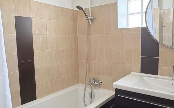 Appartement à vendre    2 pièces • 49,13 m2 Avignon