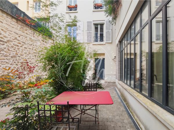 Appartement 1 pièce - 50 m² Exclusivité efficity