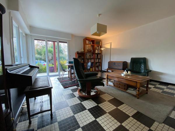 PLAGE A 6 MN/ GARAGES / MAISON 118m²/ TER 834m²