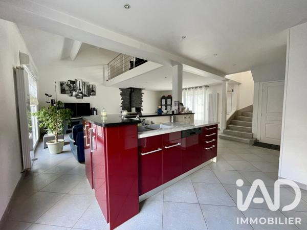 Maison à vendre 6 pièces 164 m² Viry-Châtillon