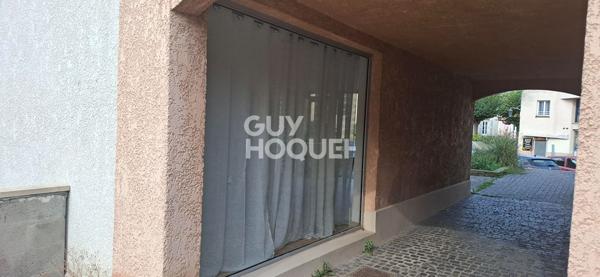 Local commercial Aubergenville 46 m2 de surface utile.