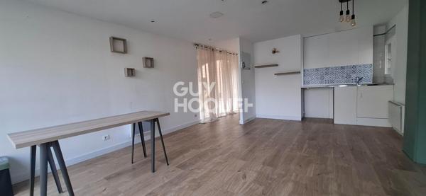 Local commercial Aubergenville 46 m2 de surface utile.