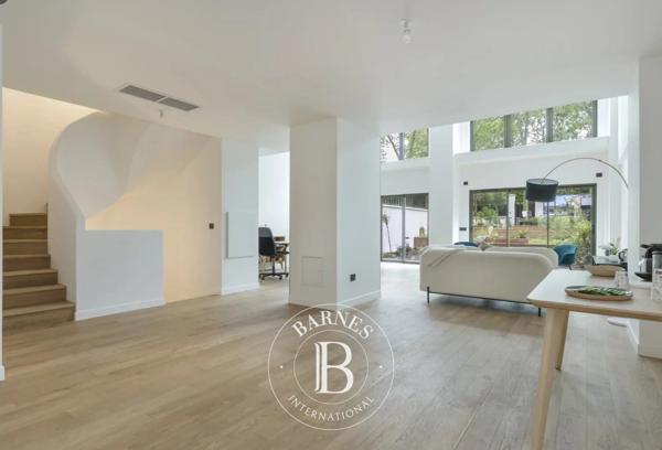 Neuilly-sur-Seine, Appartement 4 Chambres -  240 m² à vendre